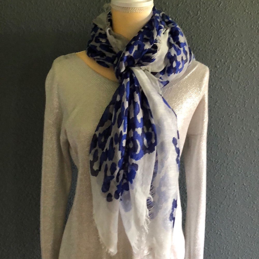Express Overlapping Leopard Print Quad Scarf